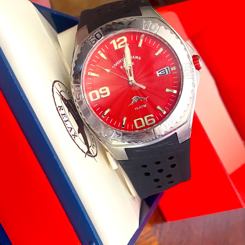Red Dial Stainless Dive Watch with Black Rubber Strap tommy Bahama 🌴🌞